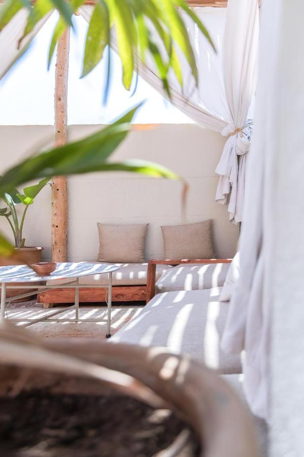 Desart Hostel Tamraght المظهر الخارجي الصورة