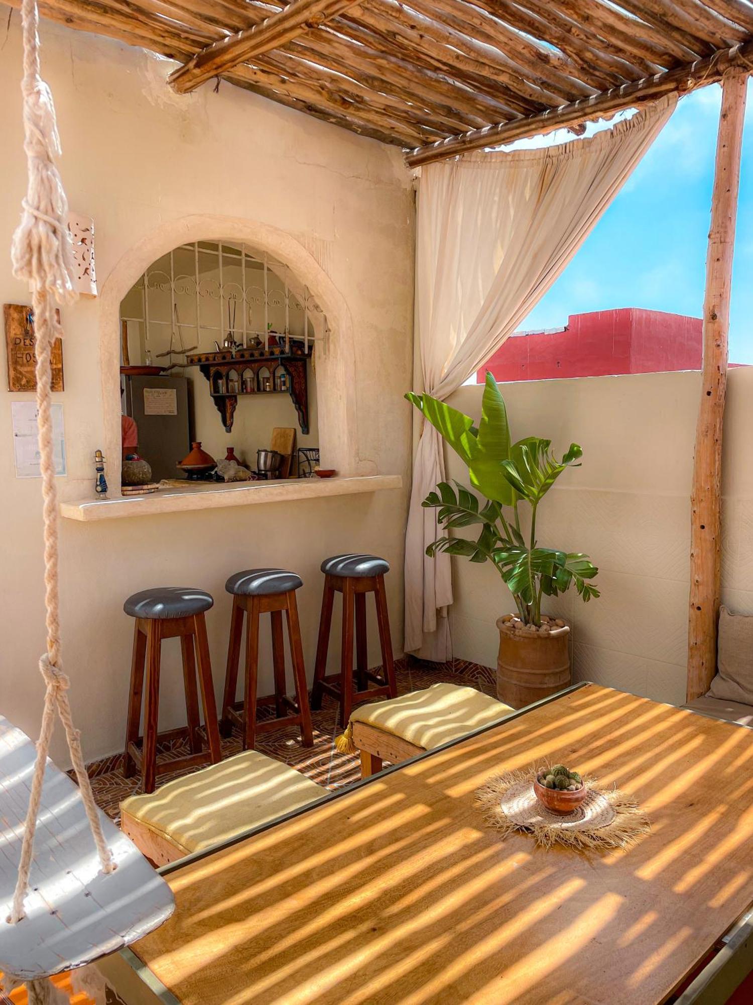 Desart Hostel Tamraght المظهر الخارجي الصورة